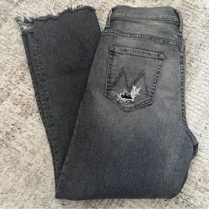 MOTHER Insider Crop Step Chew Distressed Gray Jeans Sz 28